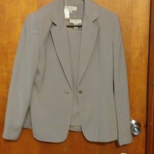 B beautiful three piece lined tan business suit co